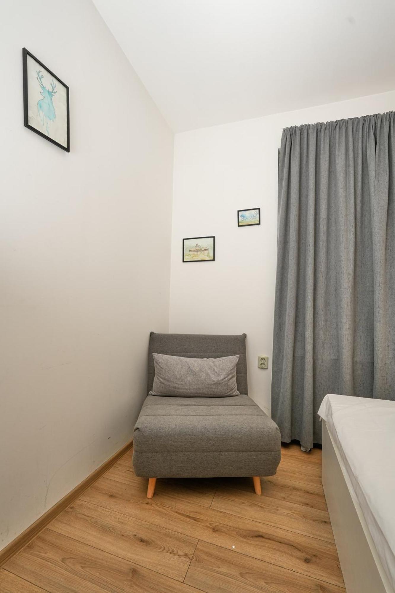 Пе́Трови Вили Ribaritsa Buitenkant foto